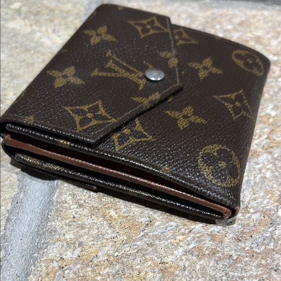 Louis Vuitton Monogram Brown Wallet (unisex) - Picture 9 of 14